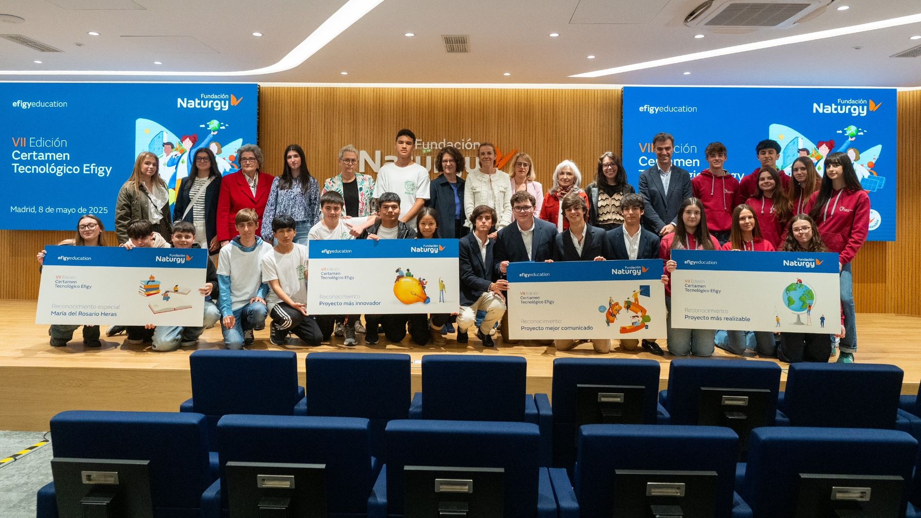 Ganadores y jurado VII Certamen Tecnológico Efigy.