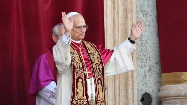 Papa León XIV, Robert Prevost, Vaticano, cruz, reliquias, San Agustín, Anselmo Polanco, Obispo de Teruel, Guerra Civil, republicanos