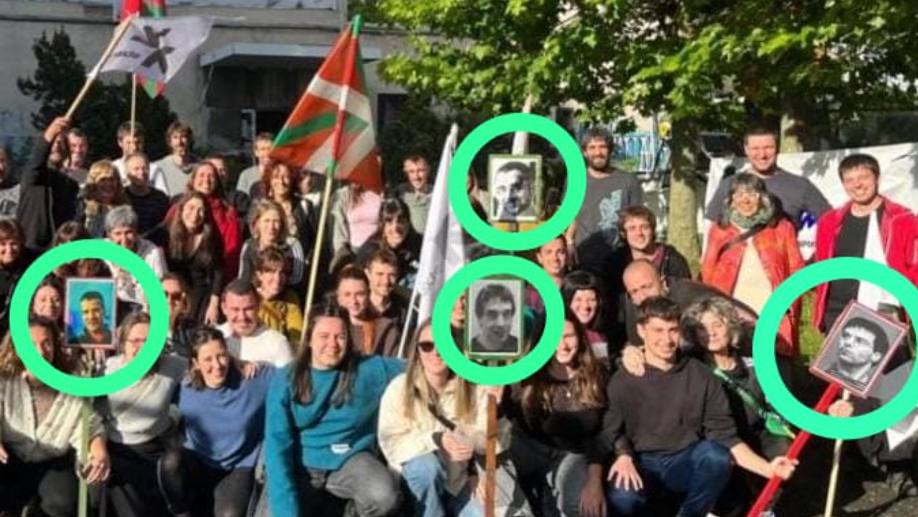 Juventudes de Bildu exhibiendo a asesinos de ETA. (Covite)
