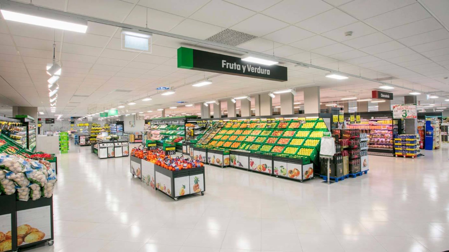 Interior de una tienda Mercadona.