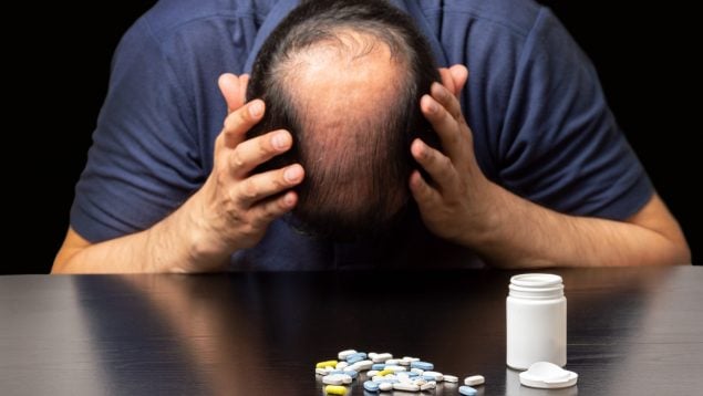 Europa vincula el popular crecepelo finasterida con riesgo de suicidio y otros efectos psiquiátricos graves