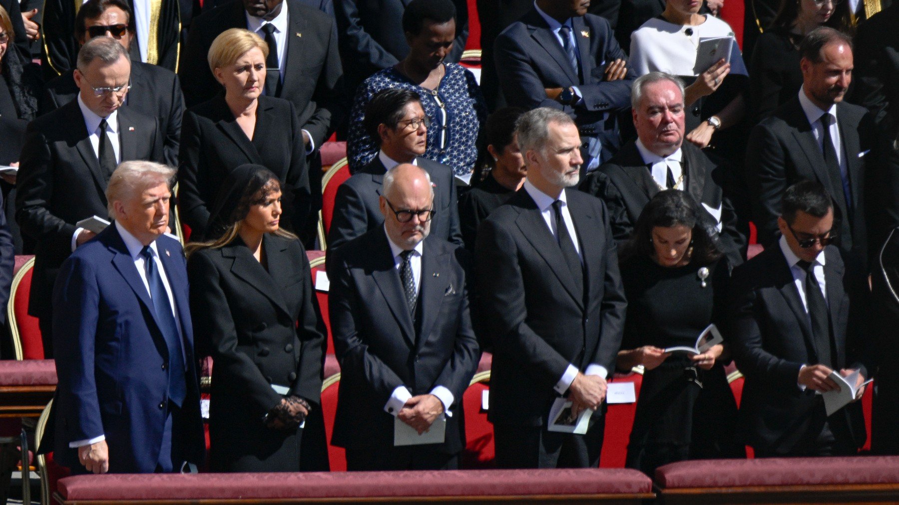Los Reyes con Donald y Melania Trump en el funeral del Papa Francisco. (Foto: Europa Press)