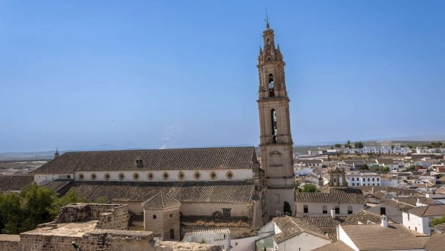 La torre inclinada de nuestra Señora de la Asunción en Bujalance, torre inclinada de Pisa en España, torres inclinadas en España que recuerdan a la de Pisa, torre inclinada cordobesa.