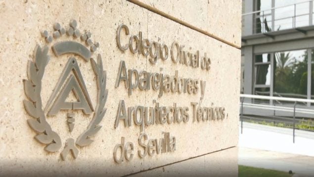 El Colegio de Aparejadores de Sevilla cambia de nombre para evitar el «lenguaje sexista»