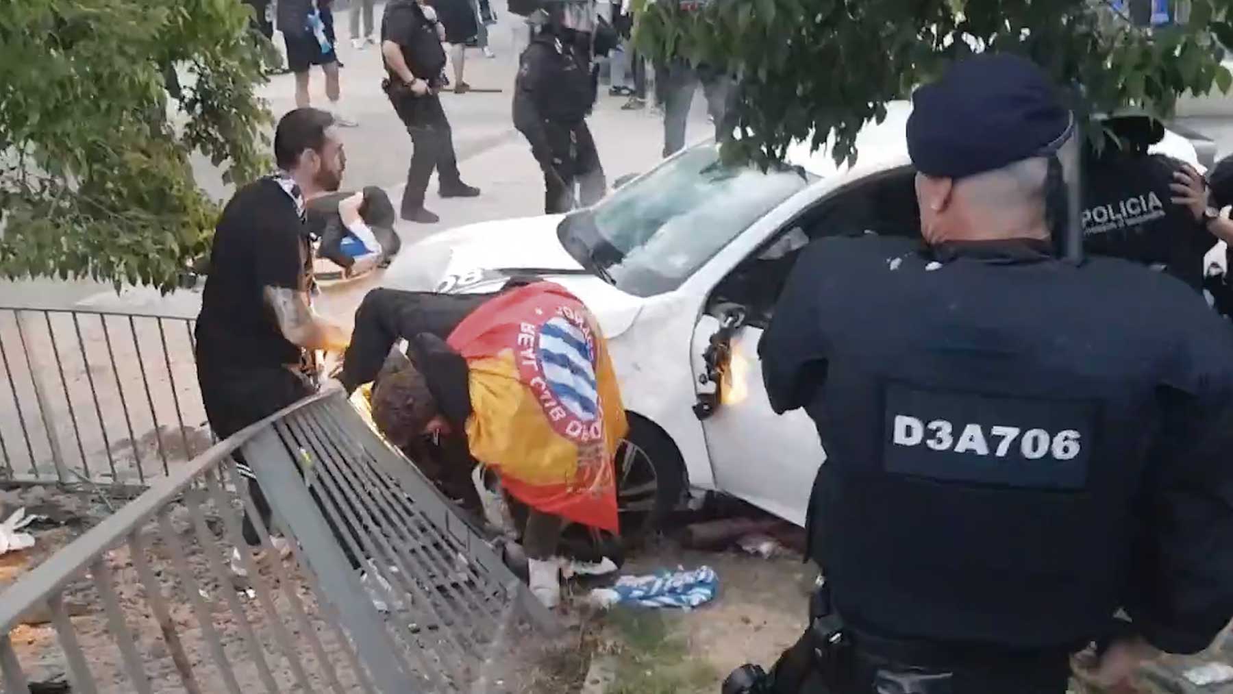 Un atropello múltiple junto al estadio del Espanyol en Cornellá-El Prat deja 10 heridos