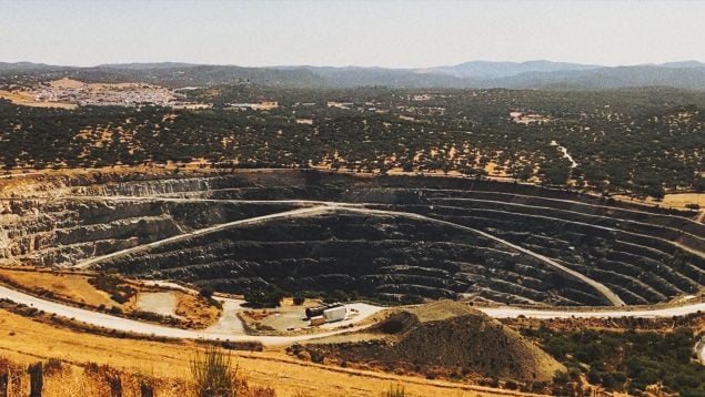Yacimiento de níquel
