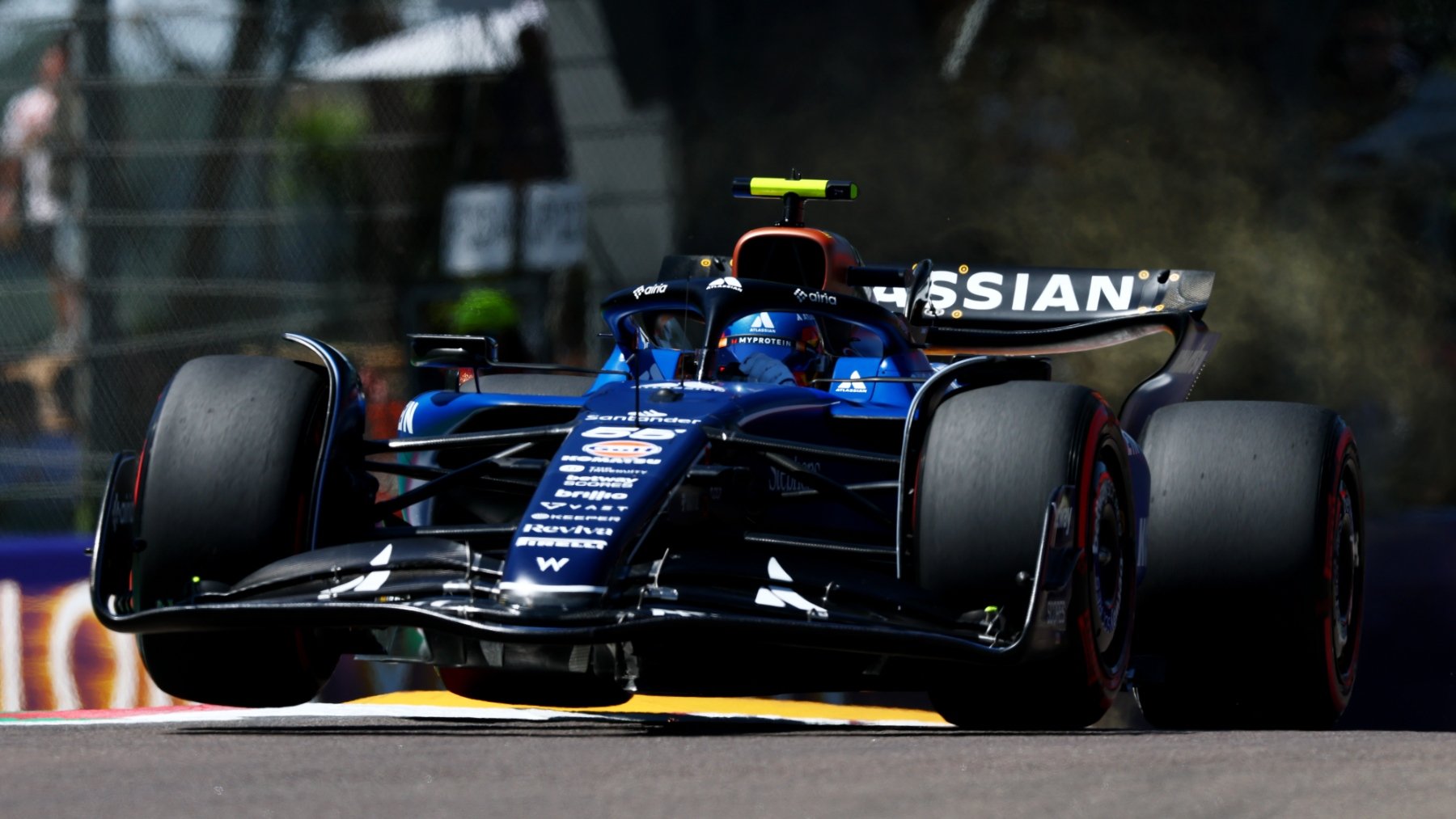Carlos Sainz corriendo en Imola. (Getty)