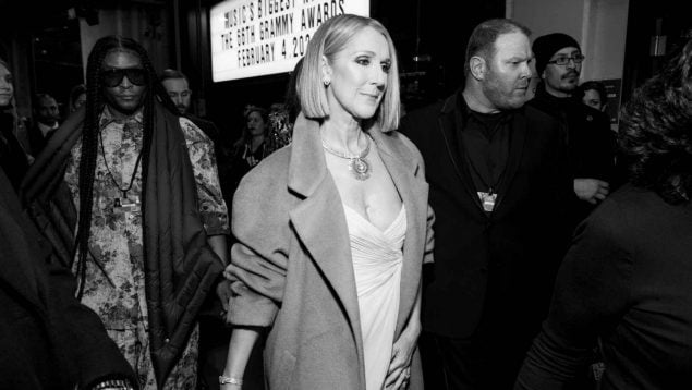 Céline Dion en blanco y negro