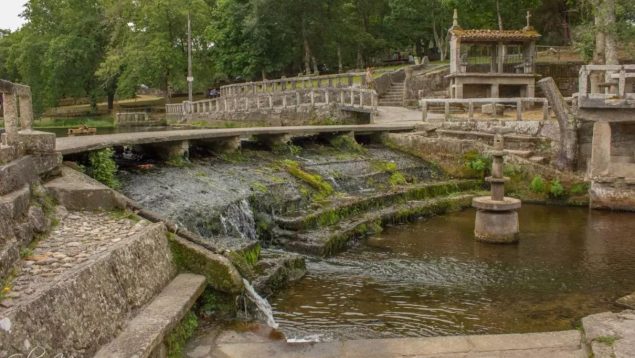 Mejor pueblo de Galicia para hacer una ruta senderista, pueblos infravalorados de Galicia para hacer senderismo, ruta de senderismo en Galicia, qué ver en el pueblo de Monterroso.