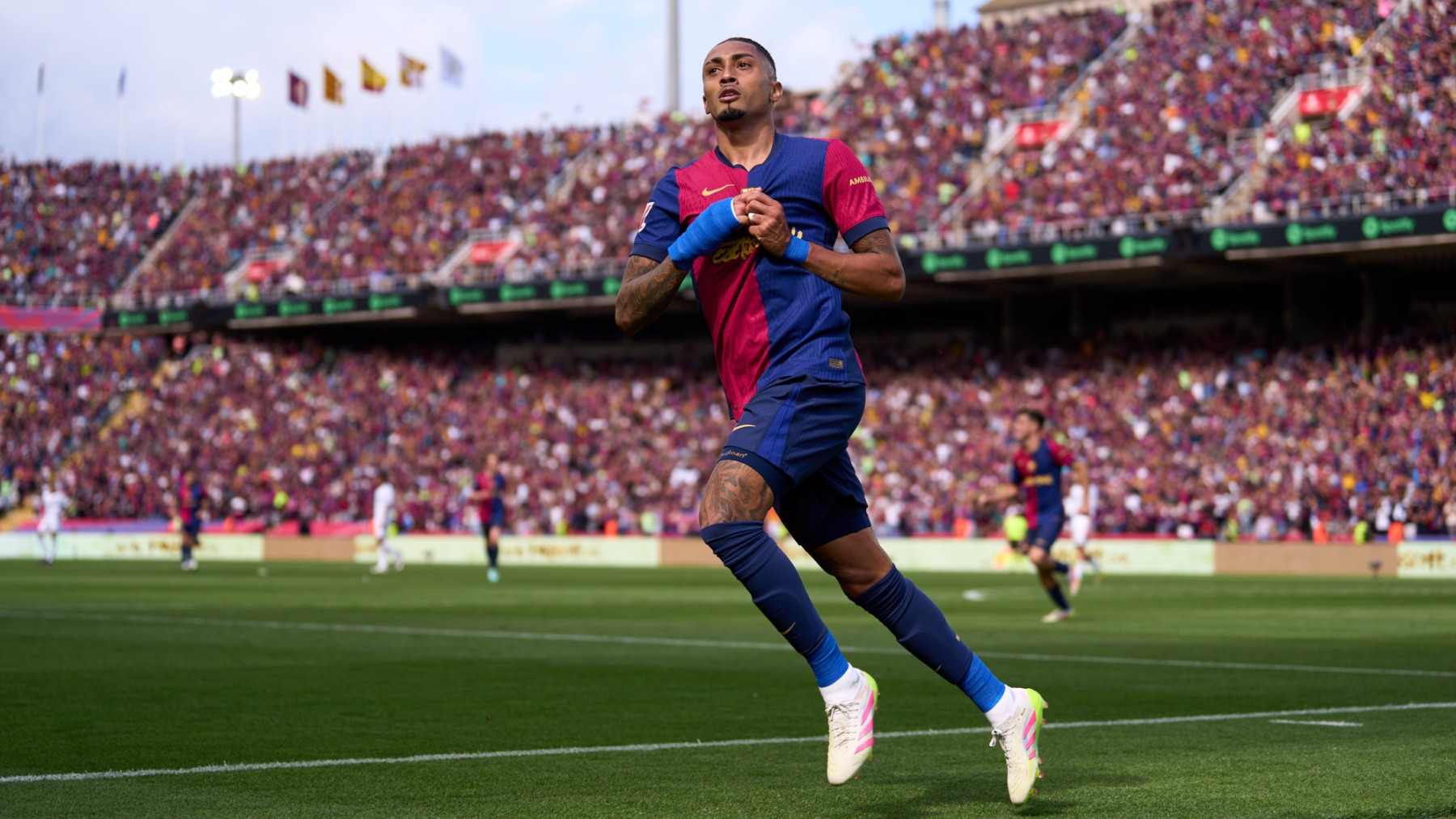 La temporada de la consagración de Raphinha en el Barça