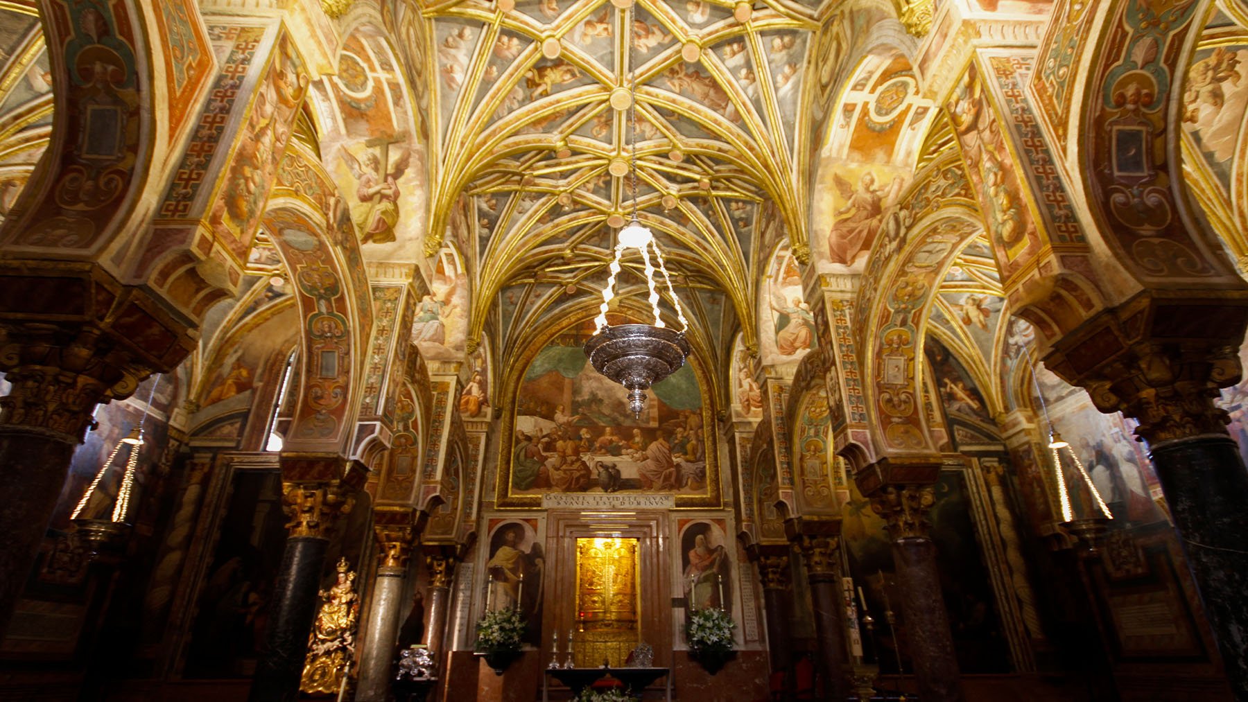 Capilla del Sagrario por dentro. Foto: José Luiz Bernardes en Wikimedia Commons.