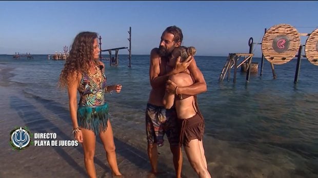 Laura Madrueño, Álex Adrover y Patricia Montero en Supervivientes 2025. (Mediaset)