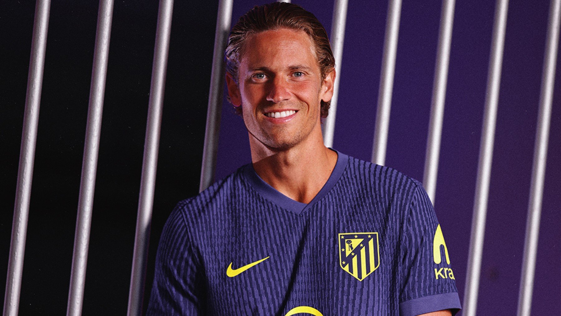 Marcos Llorente, con la nueva camiseta.