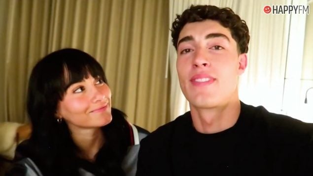 Aitana y el youtuber YoSoyPlex. (YouTube)