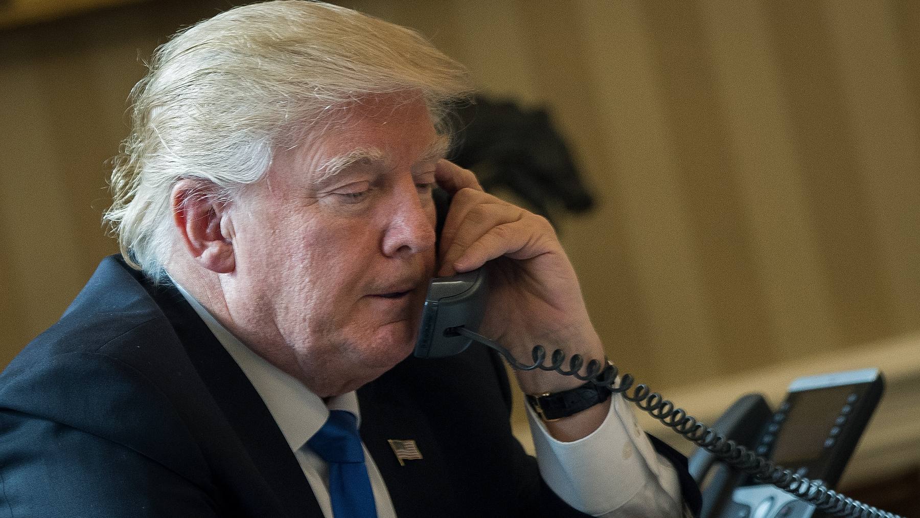 Trump habla con Putin por teléfono en 2017. (Foto: Getty Images)
