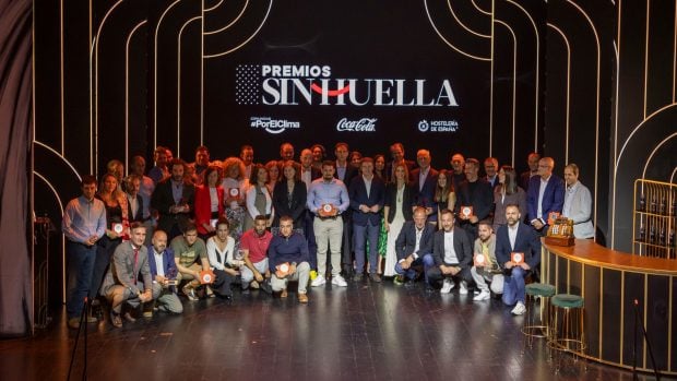 Foto familia hostelería sin huella