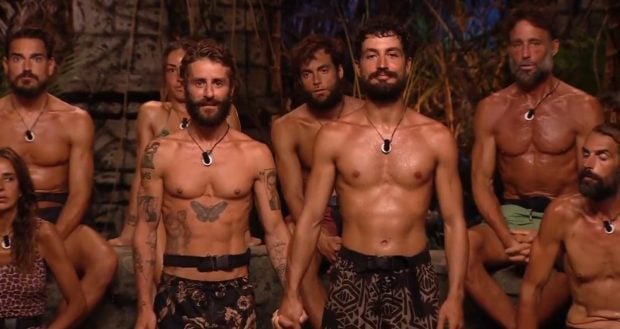 Pelayo Díaz y Joshua Velázquez en 'Supervivientes'. (Mediaset)