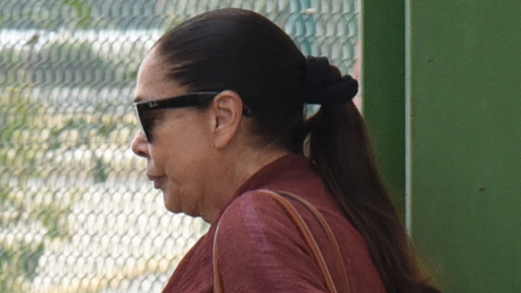 Isabel Pantoja con el rostro serio. (Foto: Gtres)