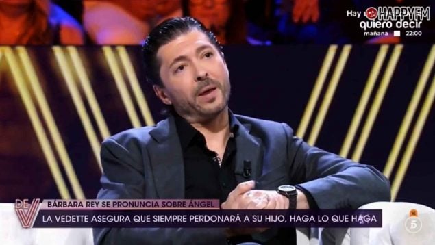 Ángel Cristo Jr. en el plató de 'De Viernes' (Mediaset).
