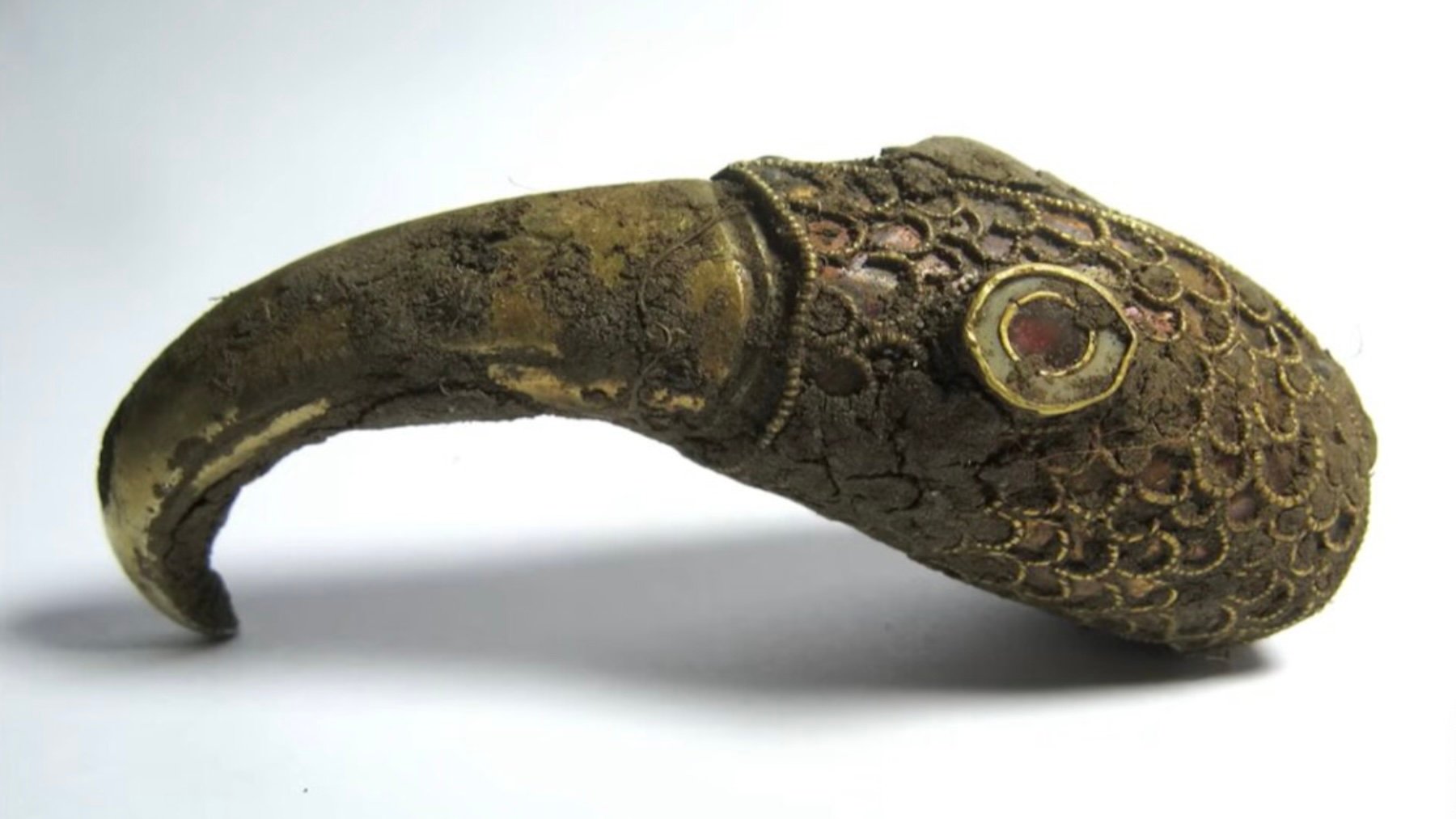 Cuervo de oro. Imagen: Museo Británico.