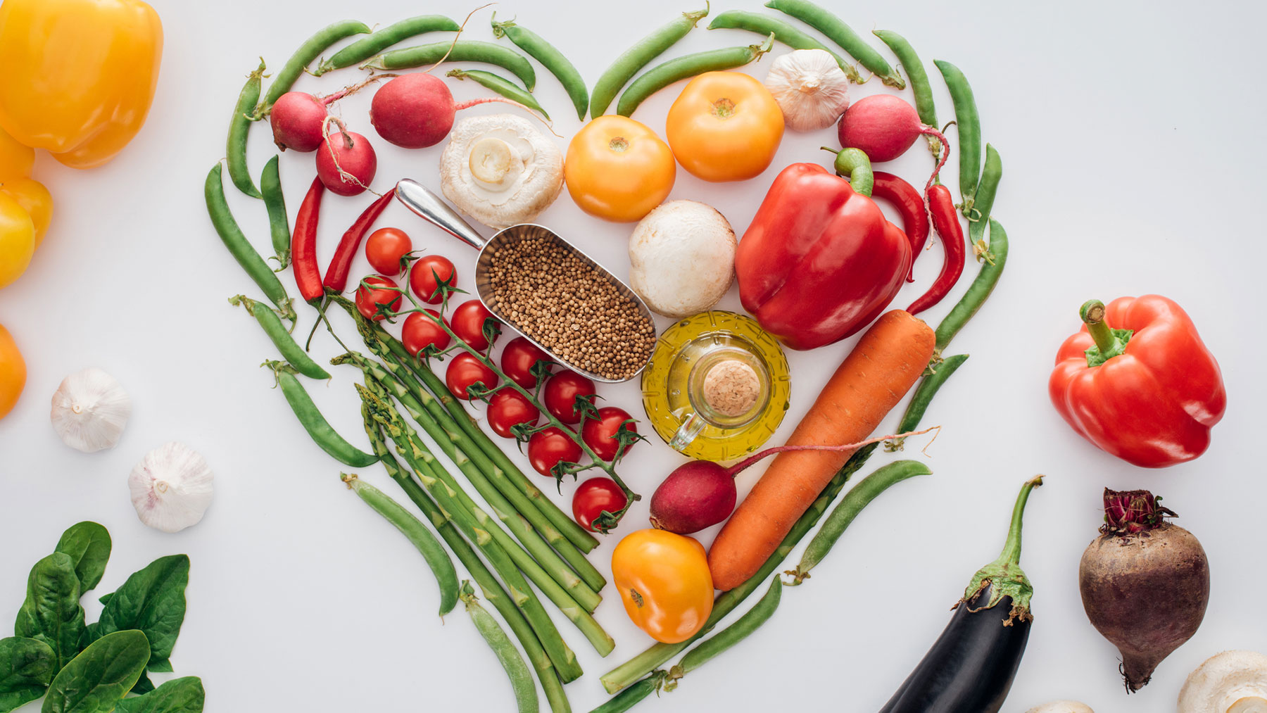 El modelo de dieta mediterránea es el más indicado para el periodo estival.