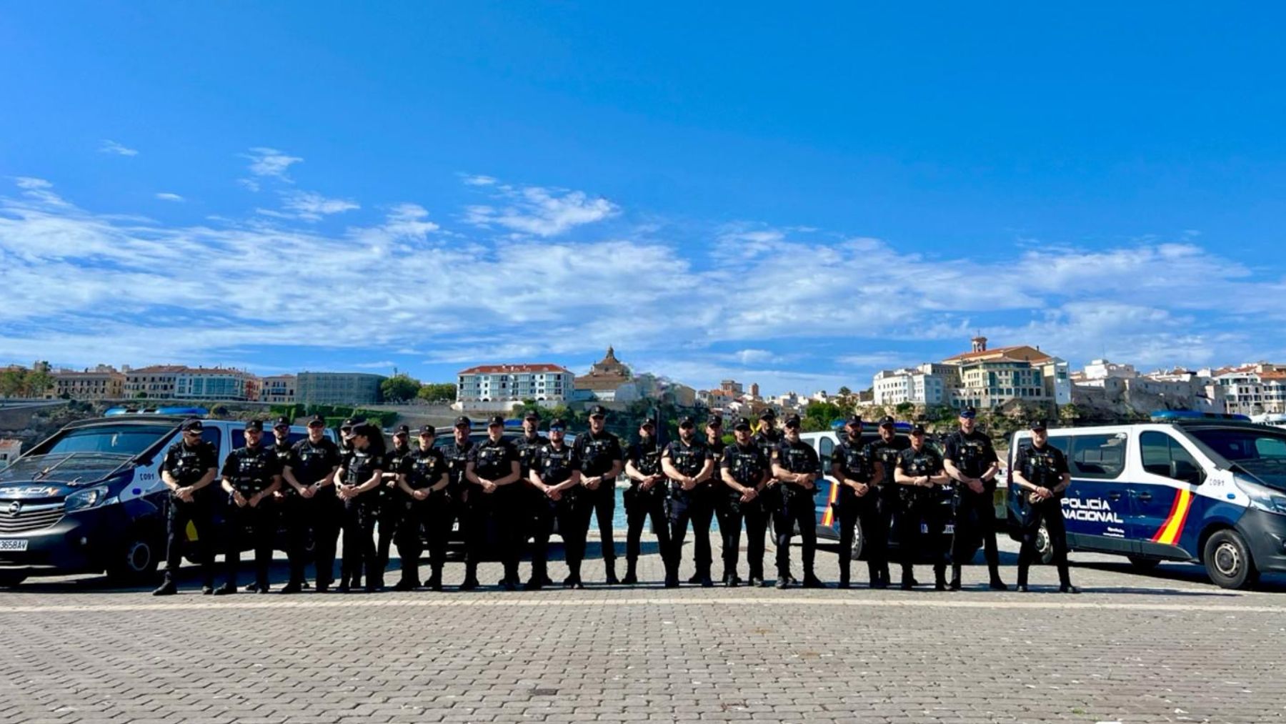 Agentes de Policía Nacional llegados a Baleares desde la Península.