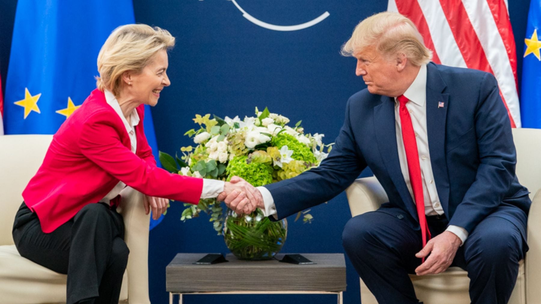 Donald Trump y Úrsula von der Leyen.