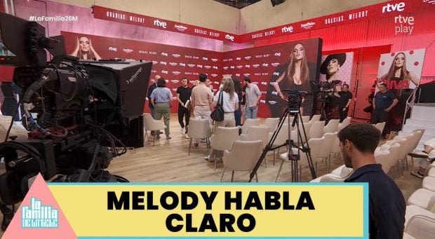 La familia de la tele conecta con la rueda de prensa de Melody, minutos antes. (RTVE)