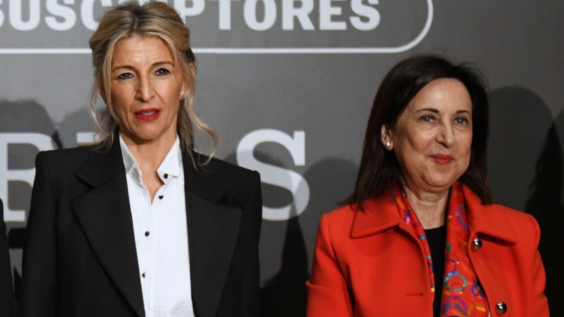 Yolanda Díaz y Margarita Robles.