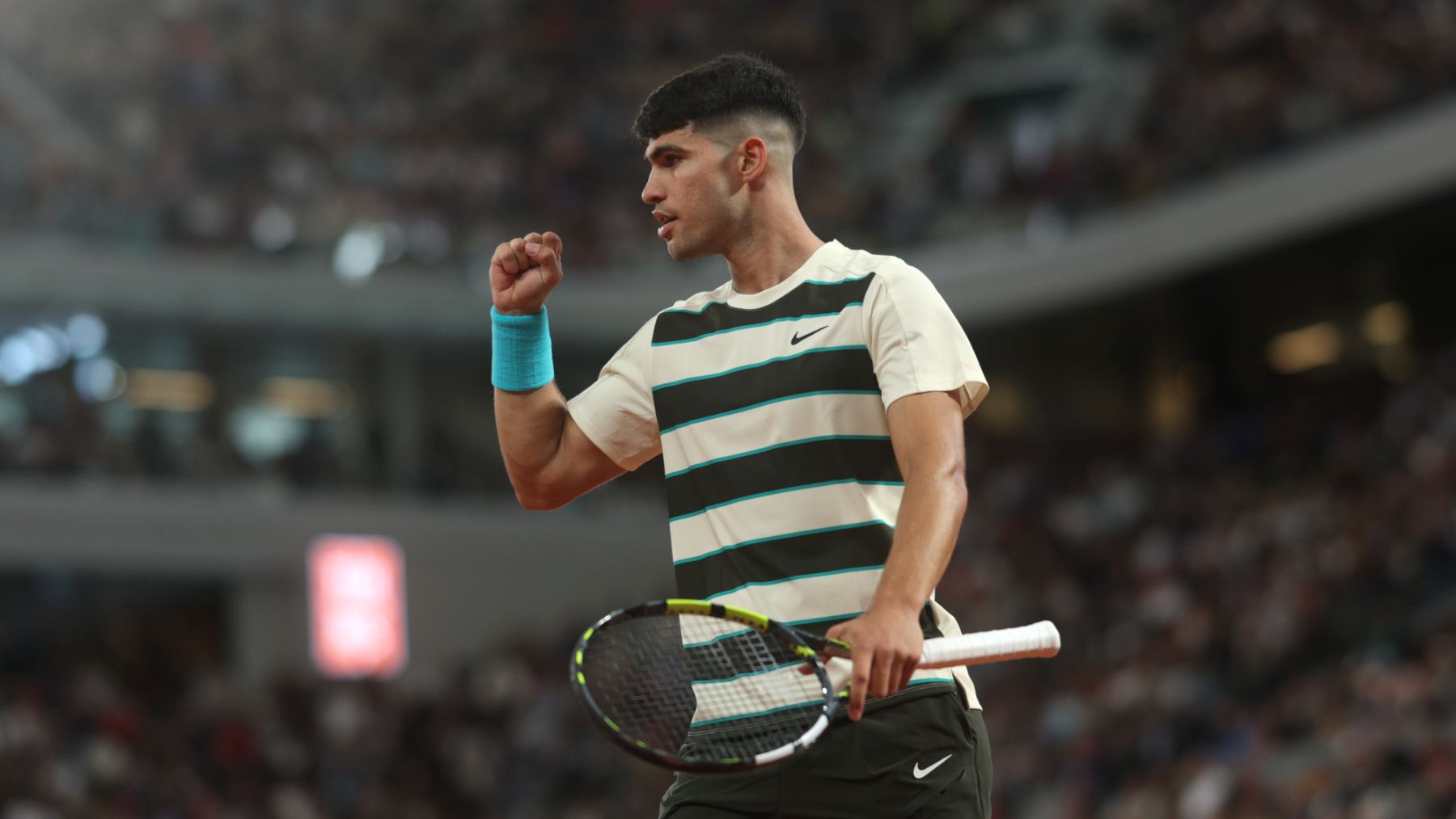 Alcaraz celebra su victoria en Roland Garros. (Getty)