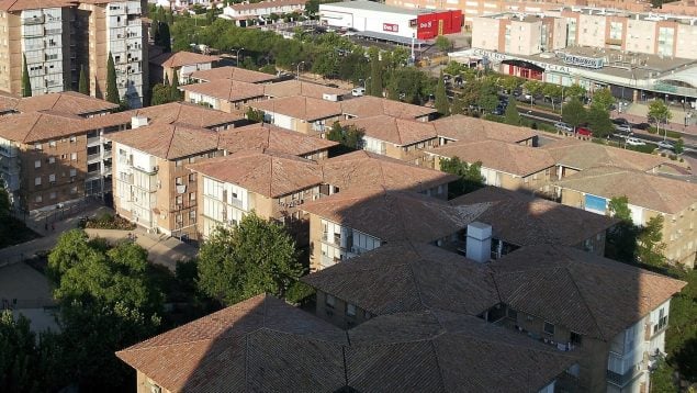 Okupan su vivienda mientras ve una procesión de Semana Santa, okupas mientras te vas de vacaciones, intento de okupación mientras están de Semana Santa, okupas en Andalucía, okupas en Sevilla.