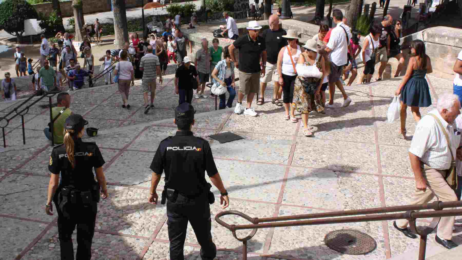 Operativo policial en la zona de la Seu.