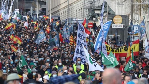 policías, guardias civiles, Gobierno, Cataluña, cesiones, seguridad, manifestación