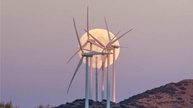 Juntos en la salida de la luna por José Ángel Arias Tomás