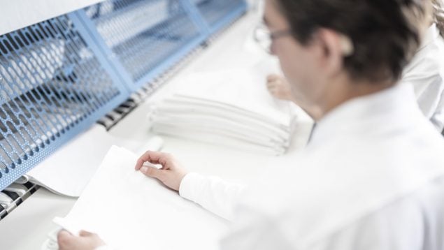 ¿Puede tu ropa de trabajo enfermarte?