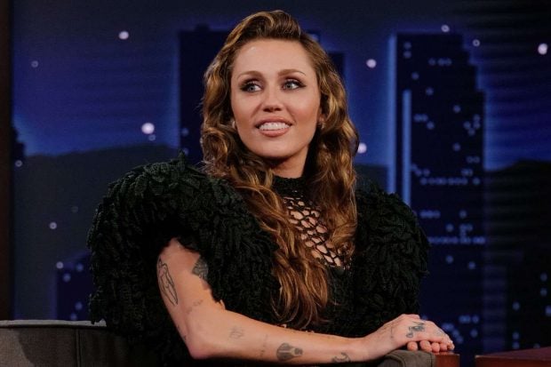 Miley Cyrus en el programa de 'Jimmy Kimmel Live!'. (ABC) 