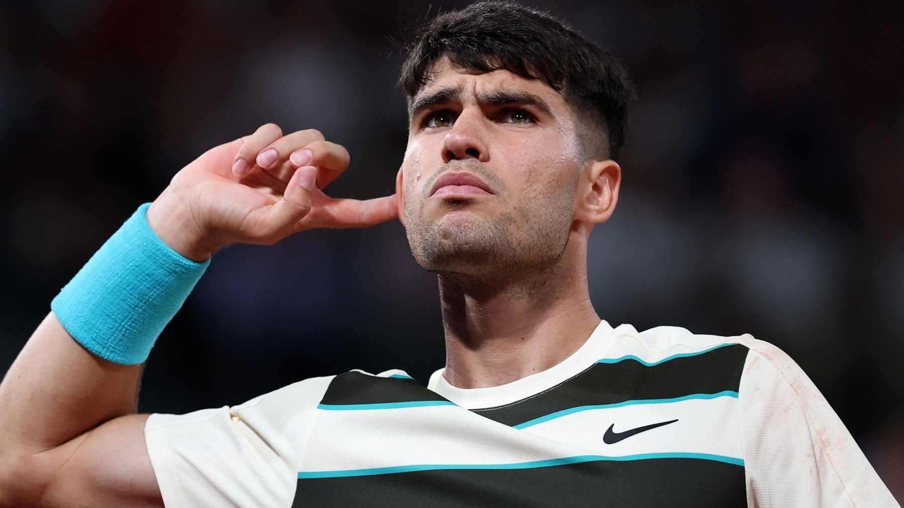 Alcaraz celebra su victoria en Roland Garros. (Getty)