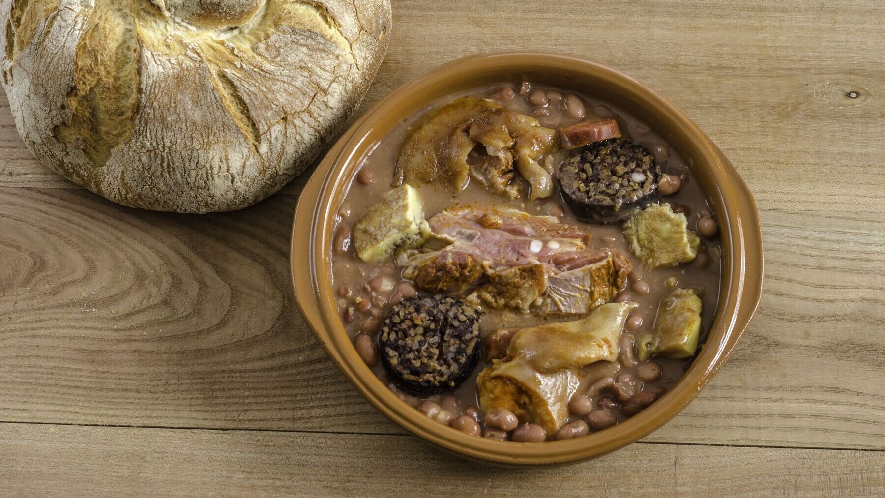 Olla podrida. Foto: Bodegas Raíz de Guzmán.