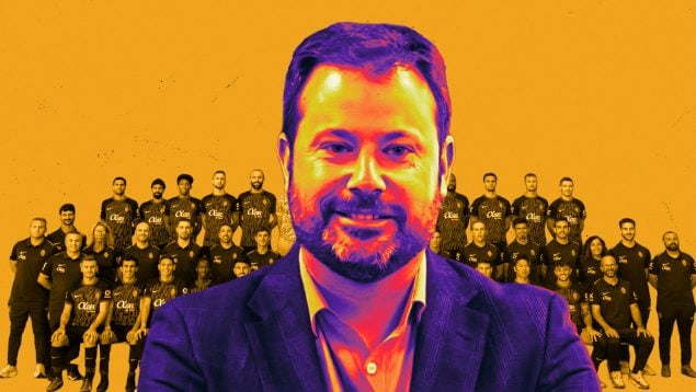El marrón de Ortells: tiene a 24 jugadores con contrato en vigor