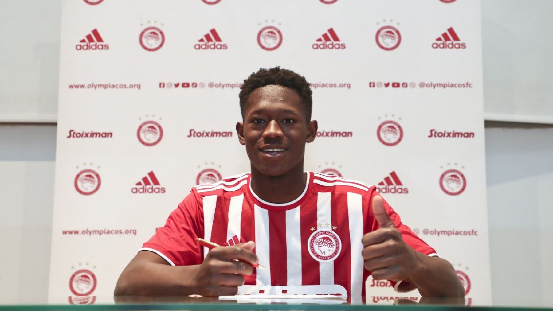 El futbolista Diby Keita, detenido en Madrid. Imagen: Olimpiacos.