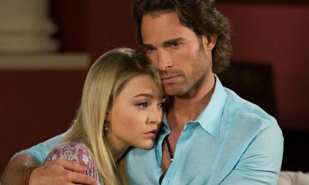 Protagonistas de 'Lo que la vida me robó'. (Atresmedia)