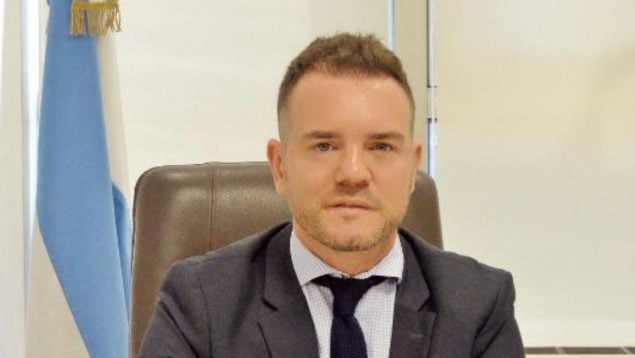 Alejandro Nimo, cónsul general de Argentina, Bagus