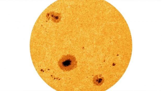 Fotografía del sol en 8K