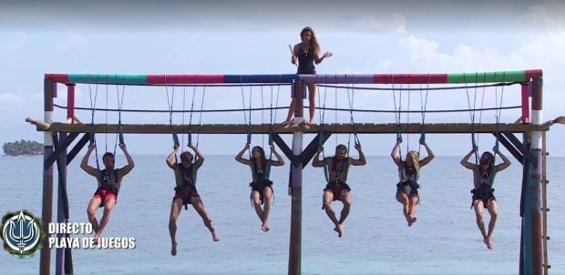 Los concursantes de 'Supervivientes 2025' durante la prueba cultural. (Mediaset)
