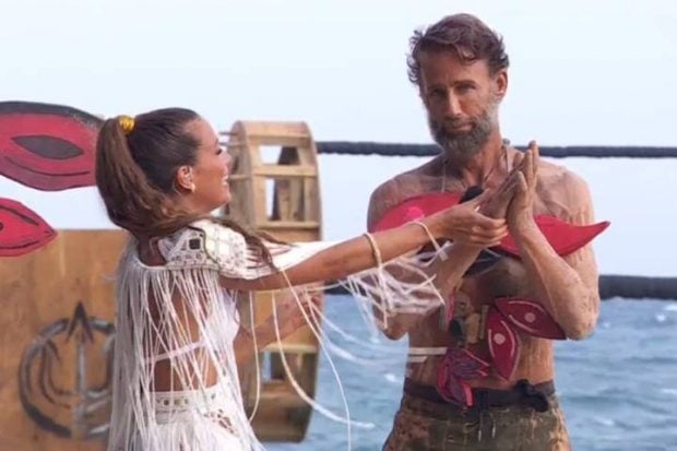 Álvaro Muñoz Escassi se convierte en el líder del grupo. (Mediaset)