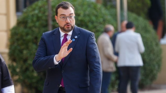 Adrián Barbón