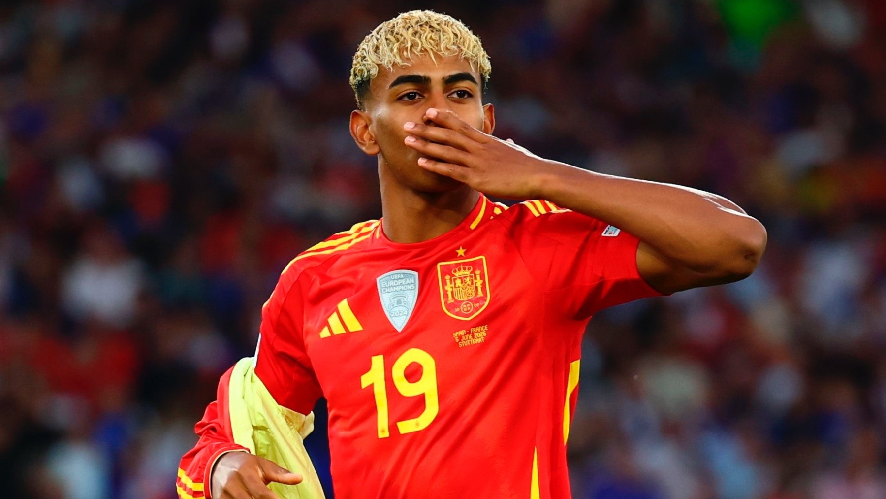 Lamine Yamal, celebra sus goles con España. (EFE)