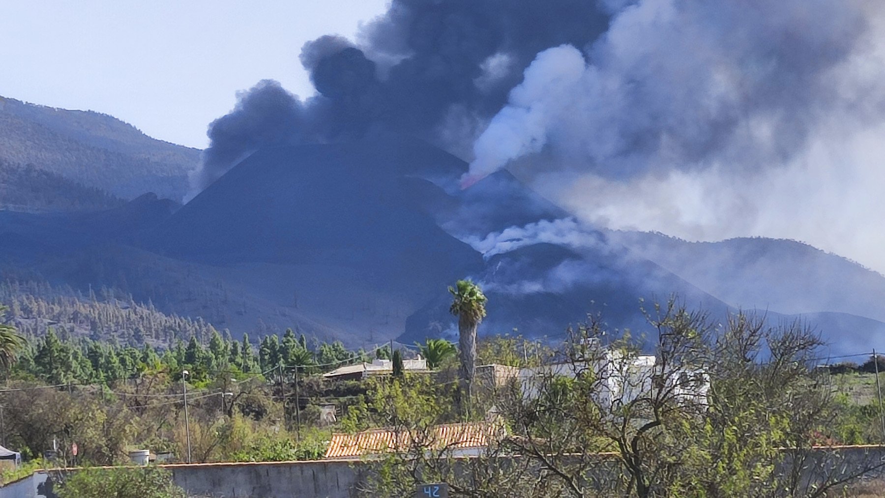 Erupción del volcán de La Palma en 2021. Foto: Hnsjrgnweis en Wikimedia Commons.