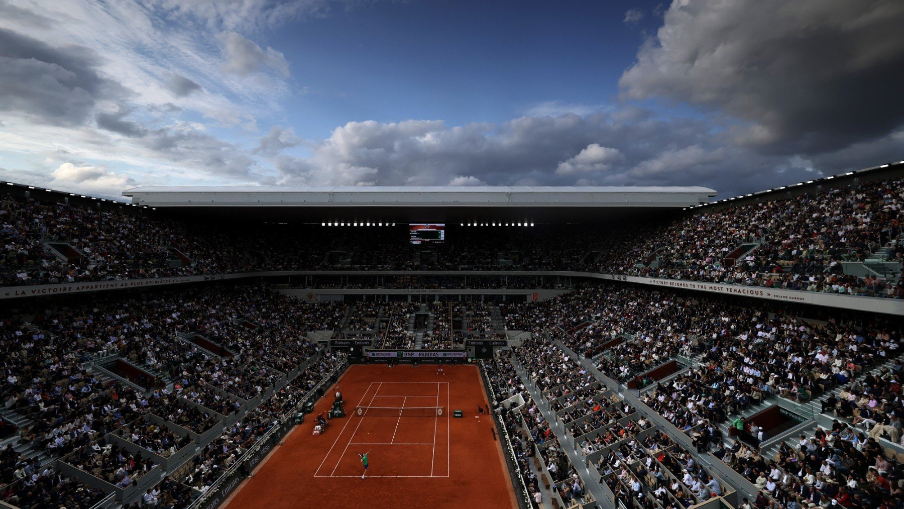 La pista central de Roland Garros es techada. (Getty)