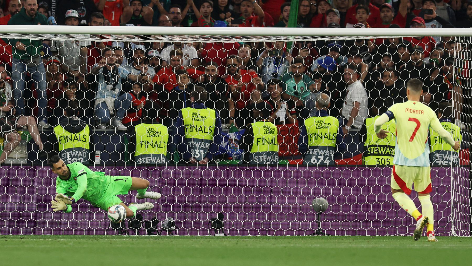 Morata falla su penalti ante Portugal. (Getty)